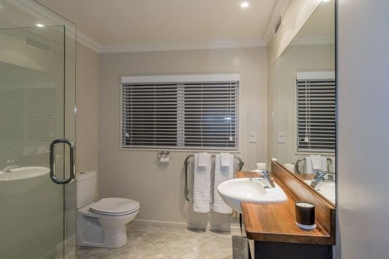 Photo of property in 155 Rosetta Road, Raumati South, Paraparaumu, 5032