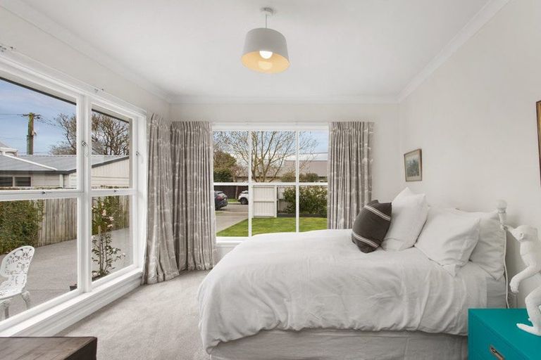 Photo of property in 43 Urunga Avenue, Strowan, Christchurch, 8052