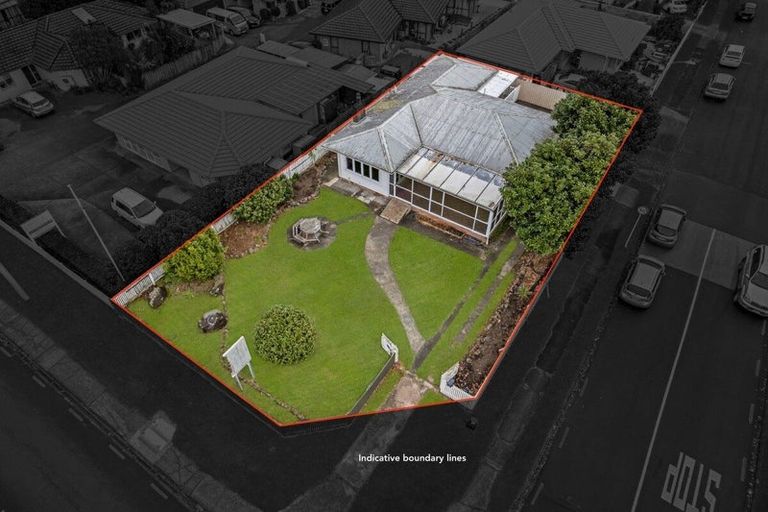 Photo of property in 178 Lincoln Road, Henderson, Auckland, 0610