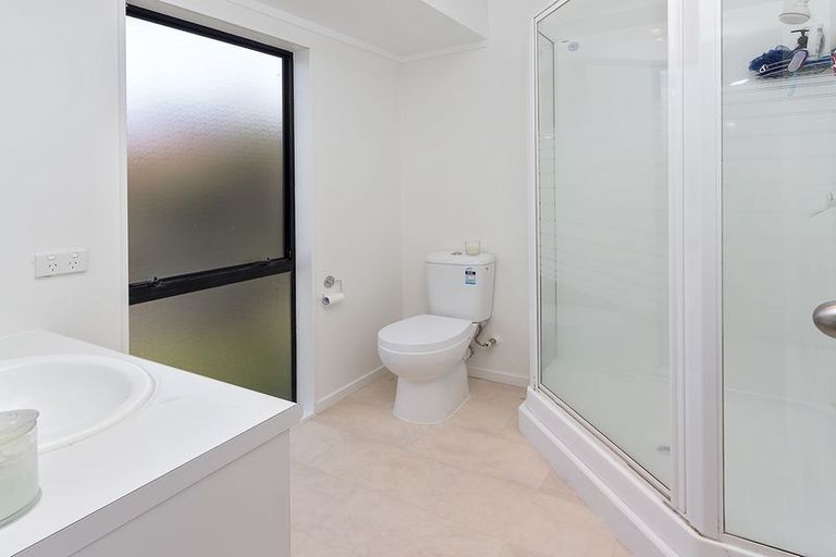 Photo of property in 62 Golfland Drive, Golflands, Auckland, 2013