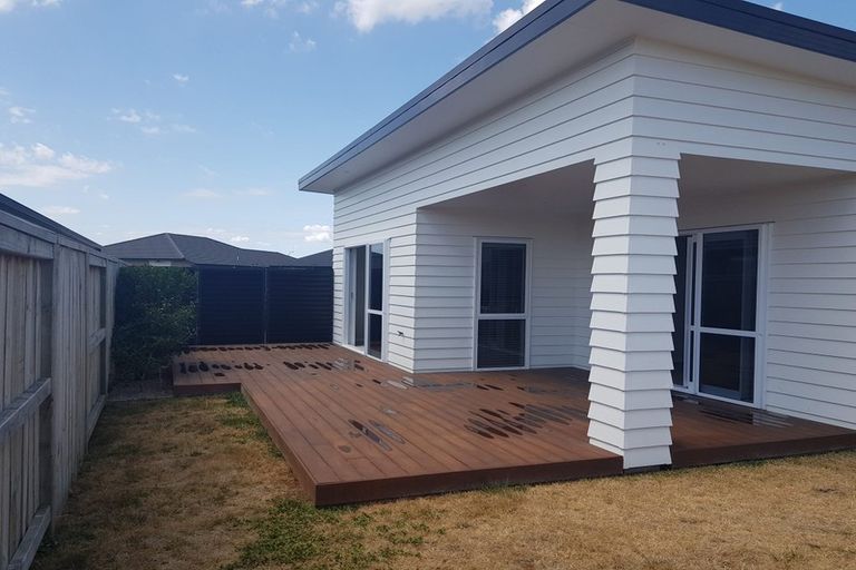 Photo of property in 48 Cupples Street, Papamoa Beach, Papamoa, 3118