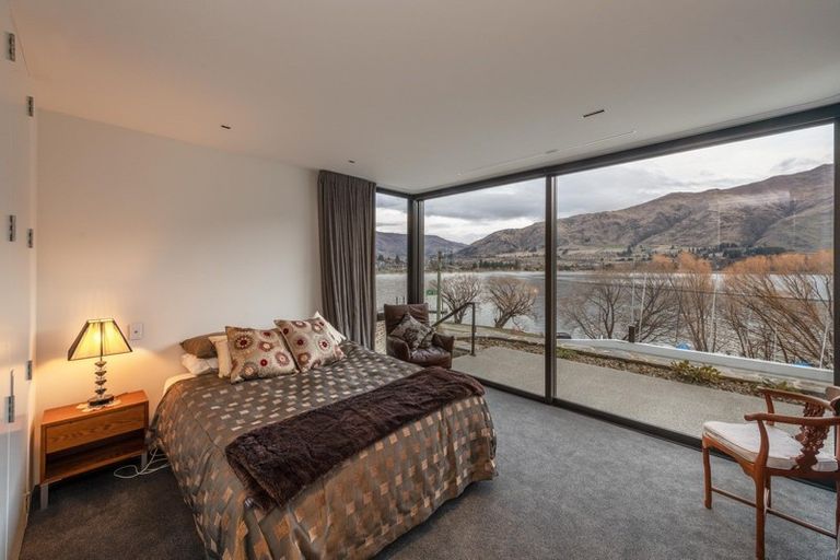 Photo of property in 4 Bay Rise, Wanaka, 9305