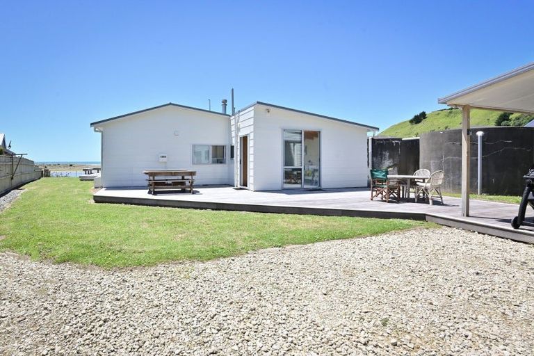 Photo of property in 176 Mahia East Coast Road, Mahia, 4198