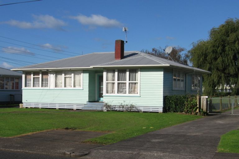 Photo of property in 8 Cooper Crescent, Otara, Auckland, 2023