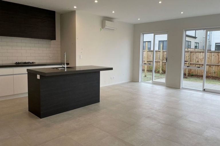 Photo of property in 27 Exmoor Road, Karaka, Papakura, 2113