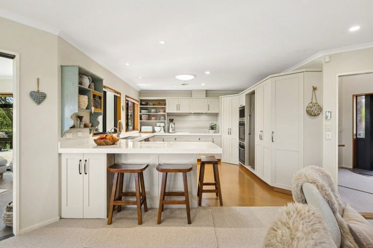 Photo of property in 22 Fairview Terrace, Waipahihi, Taupo, 3330