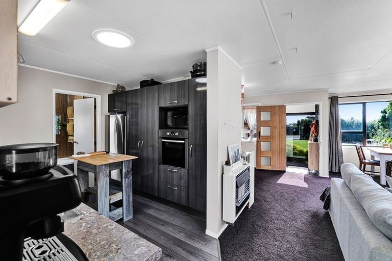 Photo of property in 16 Ponderosa Place, Opunake, 4616