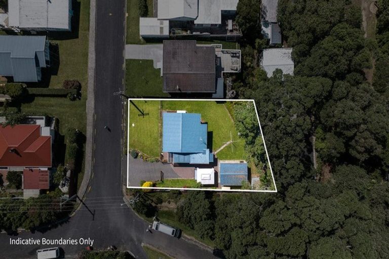 Photo of property in 1 Pacific Road, Waihi Beach, 3611