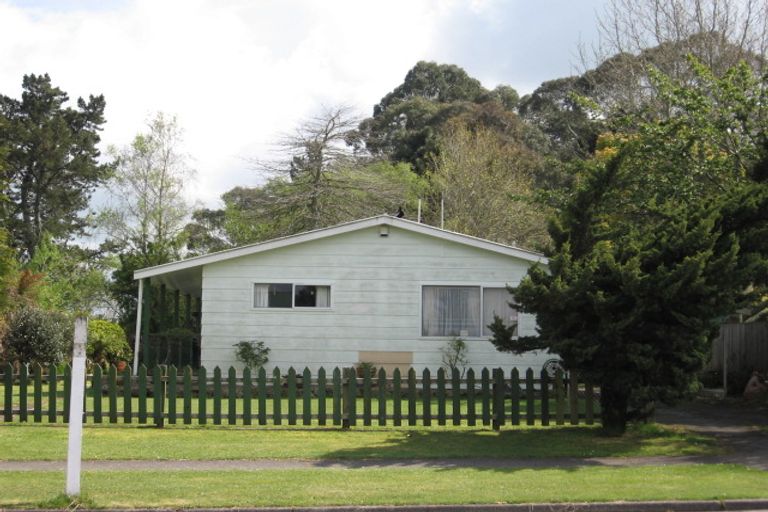 Photo of property in 81 Aquarius Drive, Kawaha Point, Rotorua, 3010