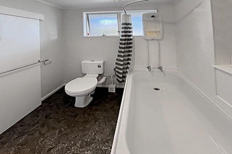 Photo of property in 46 Awamutu Grove, Waiwhetu, Lower Hutt, 5010