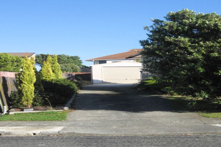 Photo of property in 14 Clipper Street, Titahi Bay, Porirua, 5022