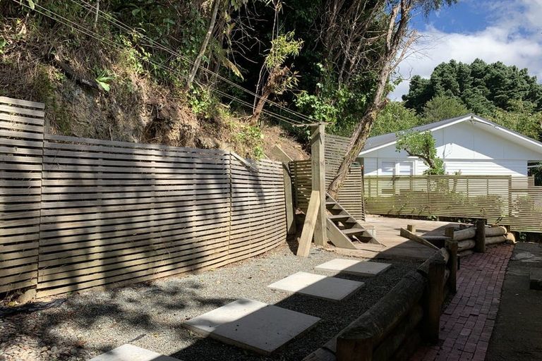 Photo of property in 14 Manor Drive, Stokes Valley, Lower Hutt, 5019