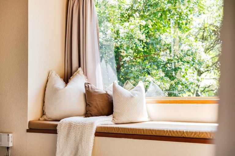 Photo of property in 163 Browns Bay Road, Browns Bay, Auckland, 0630