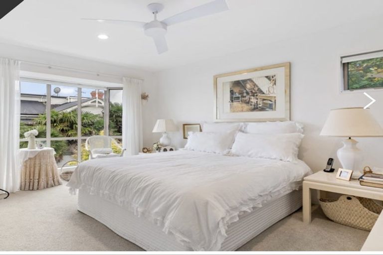 Photo of property in 53 Sentinel Road, Herne Bay, Auckland, 1011