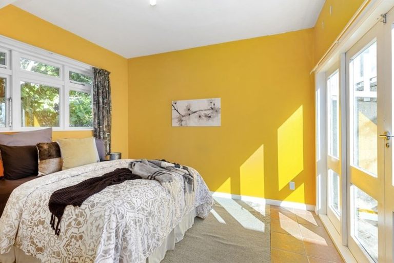 Photo of property in 5 Asquith Terrace, Brooklyn, Wellington, 6021