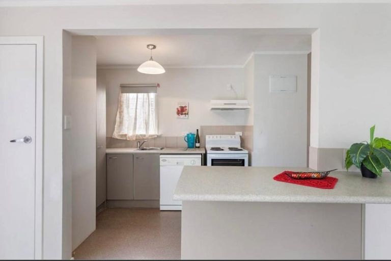 Photo of property in 39 James Laurie Street, Henderson, Auckland, 0612