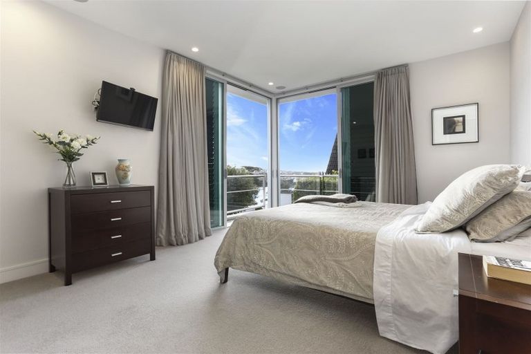 Photo of property in 8/258 Hurstmere Road, Takapuna, Auckland, 0622