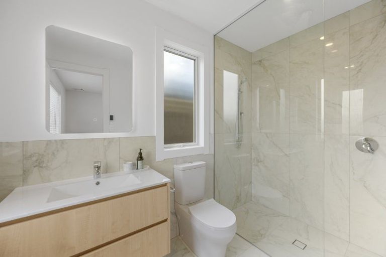 Photo of property in 102 Pelorus Avenue, Poraiti, Napier, 4182