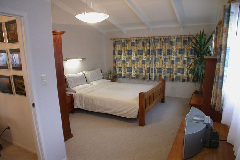 Photo of property in 2/40 Laurie Avenue, Papakura, 2110