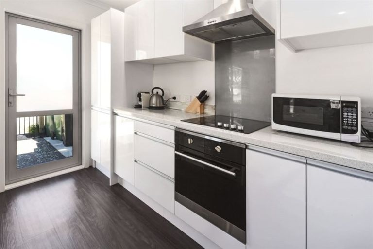 Photo of property in 12 Whitehouse Road, Titahi Bay, Porirua, 5022