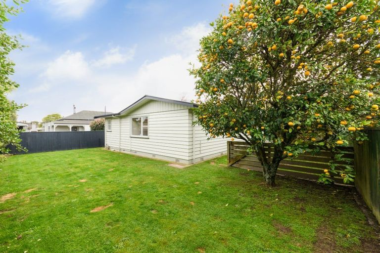 Photo of property in 11 Heatley Avenue, Hokowhitu, Palmerston North, 4410