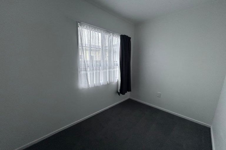 Photo of property in 2/3 Islington Street, Trentham, Upper Hutt, 5018