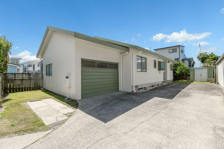 Photo of property in 44b Percy Road, Papamoa Beach, Papamoa, 3118