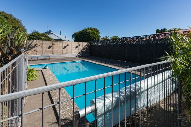 Photo of property in 17d Holyrood Terrace, Waipukurau, 4200