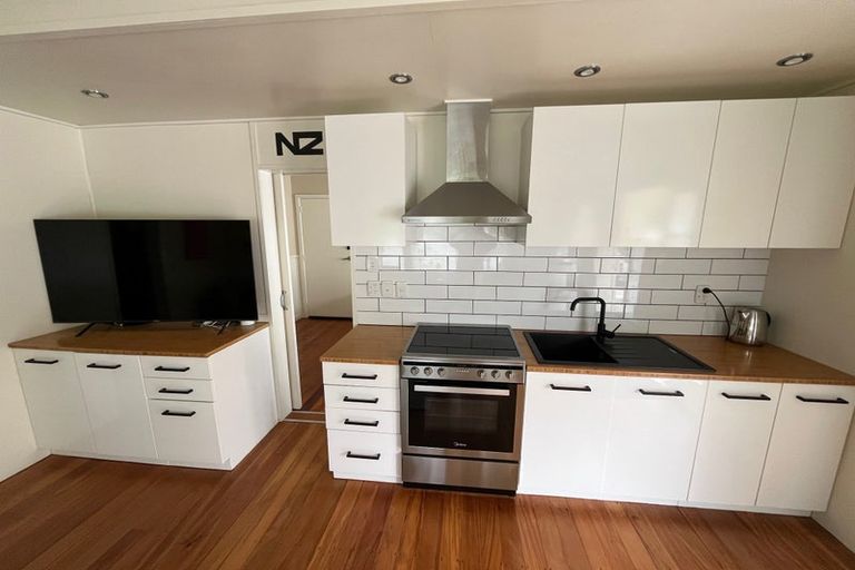 Photo of property in 62 Moana Road, Okitu, Gisborne, 4010