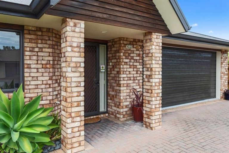 Photo of property in 5 Walnut Grove, Whakatane, 3120