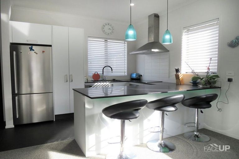 Photo of property in 3 Flounder Road, Hobsonville, Auckland, 0616