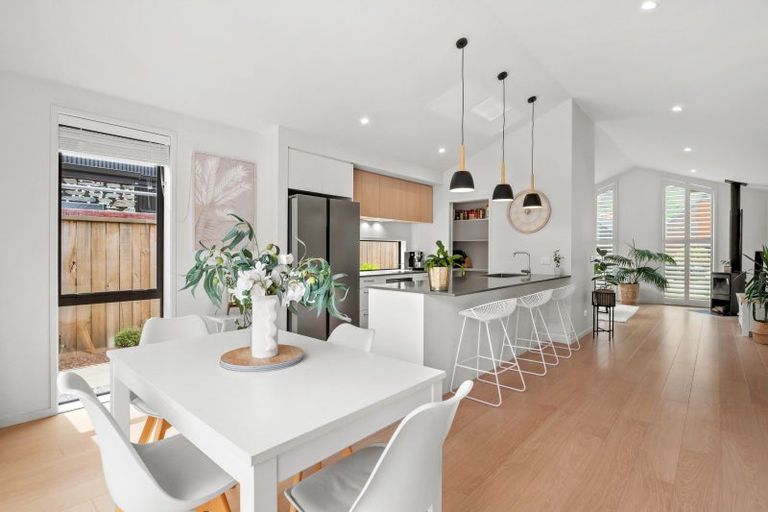 Photo of property in 46 Spur Ridge Rise, Jacks Point, 9371