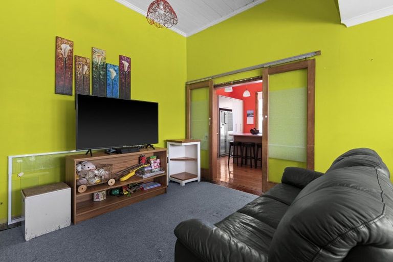 Photo of property in 24 Latham Street, Napier South, Napier, 4110