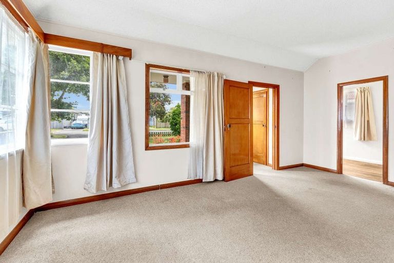 Photo of property in 49 Caius Avenue, Gonville, Whanganui, 4501