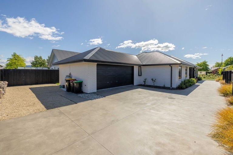Photo of property in 3 Saint James Place, Rangiora, 7400