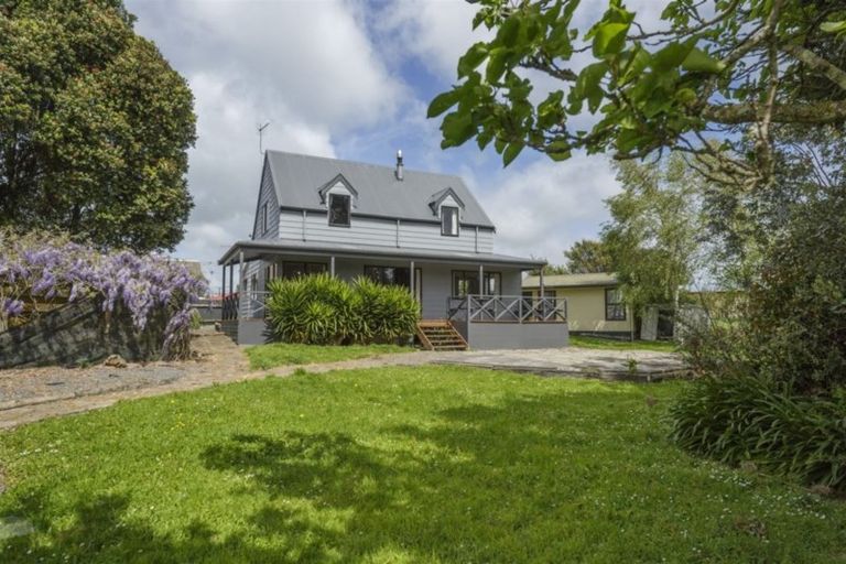 Photo of property in 10a Milne Street, Sanson, 4817