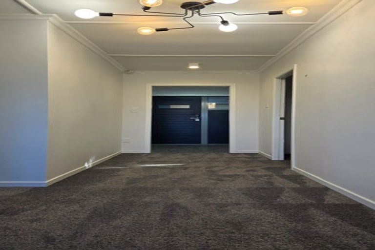 Photo of property in 63 Carlisle Road, Torbay, Auckland, 0630