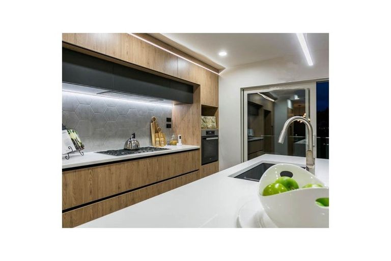 Photo of property in 185b Browns Bay Road, Browns Bay, Auckland, 0630