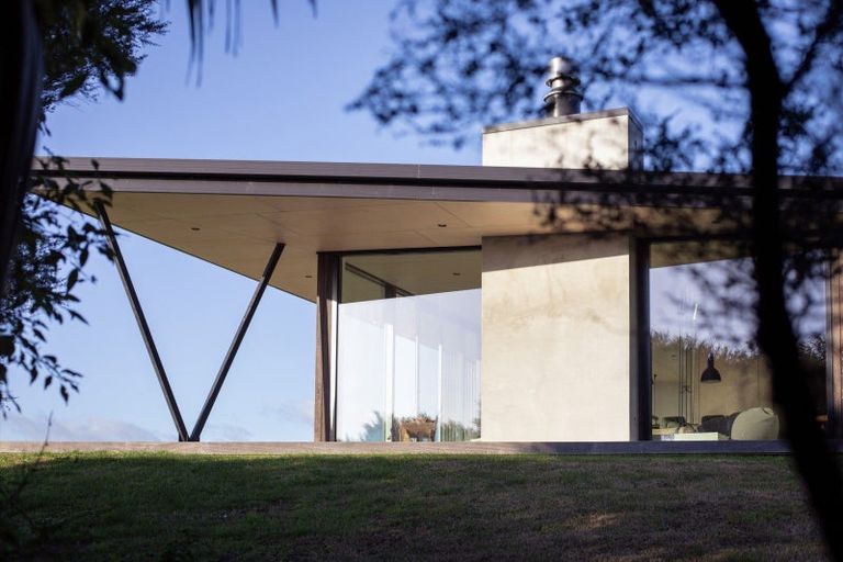 Photo of property in 215b Benseman Road, Raglan, 3296