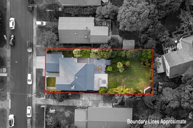 Photo of property in 46 Belle Vue Avenue, Northcote Point, Auckland, 0627