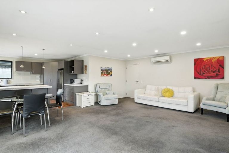 Photo of property in 7b Lanark Street, Mosgiel, 9024