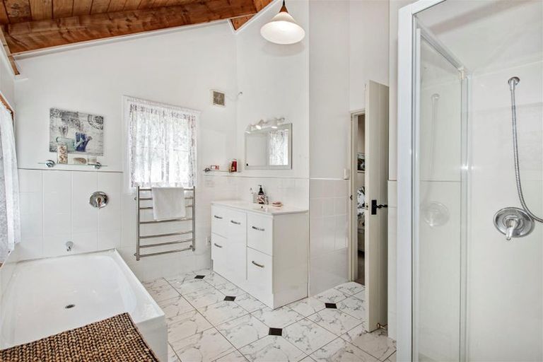 Photo of property in 304 Kara Road, Maungatapere, Whangarei, 0179