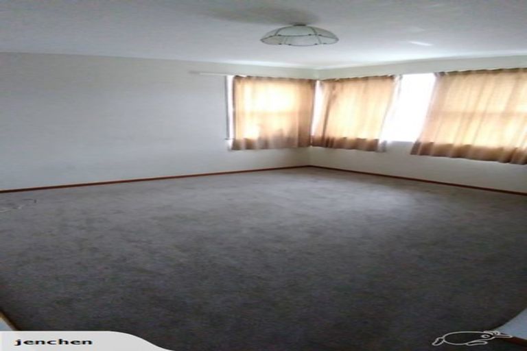 Photo of property in 6 Lauris Place, Birkdale, Auckland, 0626