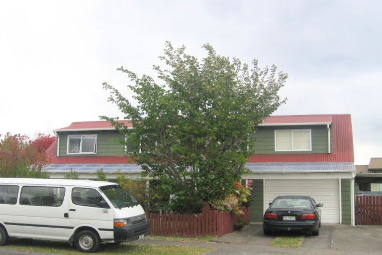 Photo of property in 2/27 Tobin Place, Richmond Heights, Taupo, 3330