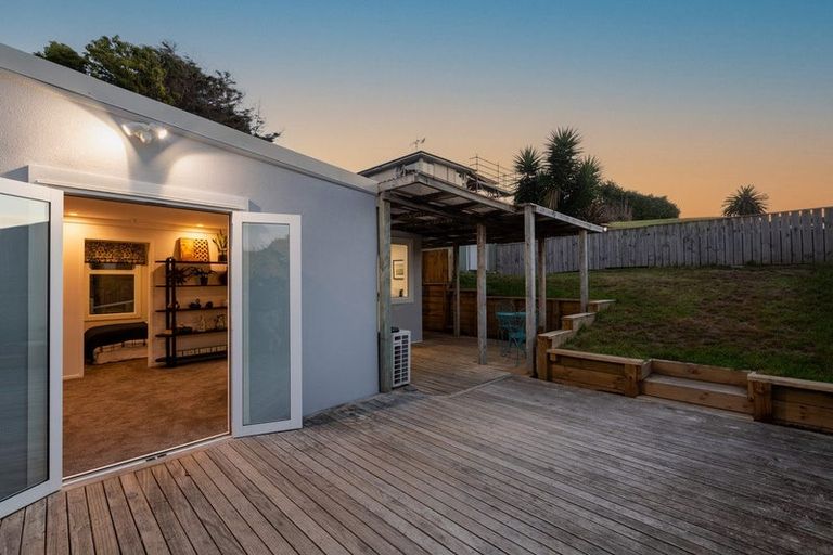 Photo of property in 23 Poplar Avenue, Raumati South, Paraparaumu, 5032