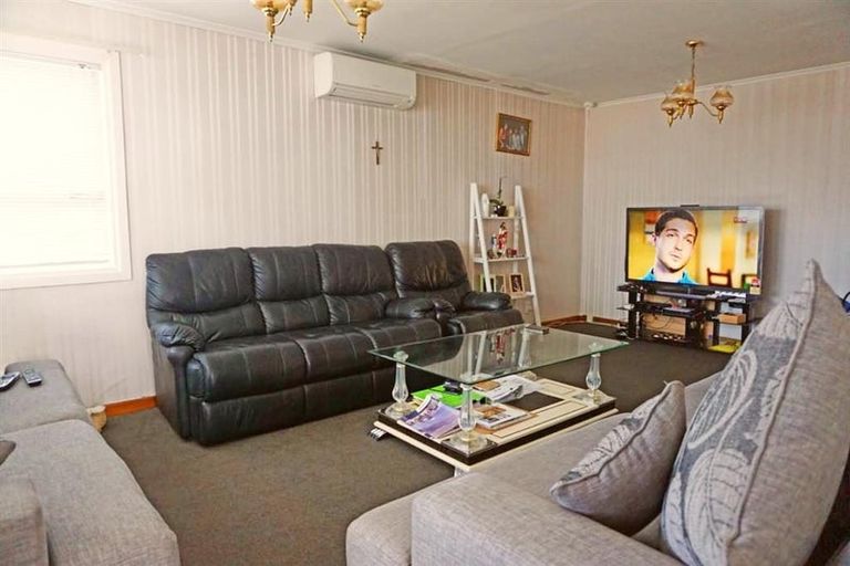 Photo of property in 12a Milan Road, Papatoetoe, Auckland, 2025