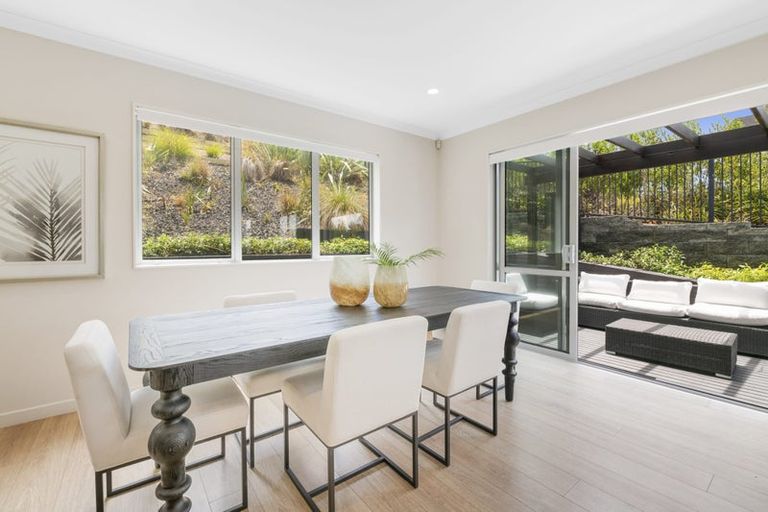 Photo of property in 35 Remuremu Street, Long Bay, Auckland, 0630