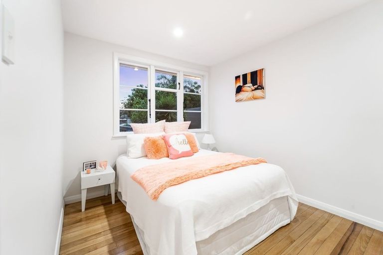 Photo of property in 15 Posa Avenue, Henderson, Auckland, 0612
