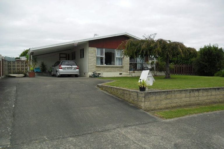 Photo of property in 9 Bale Place, Havelock North, 4130