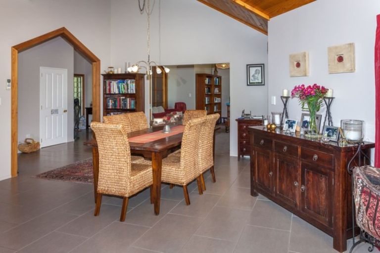 Photo of property in 2083 Rings Road, Coromandel, 3506